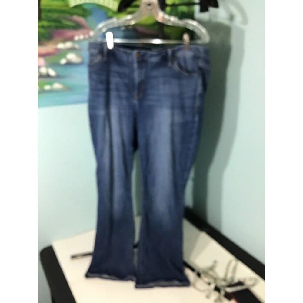 Chelsea high-rise jeans